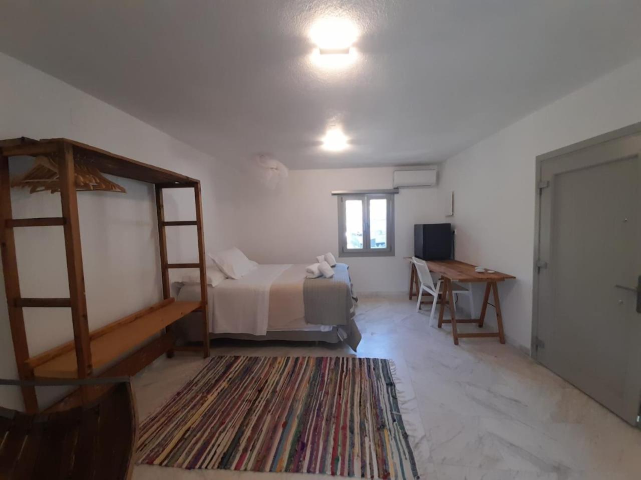 Roses Beach Parikia  Exterior photo